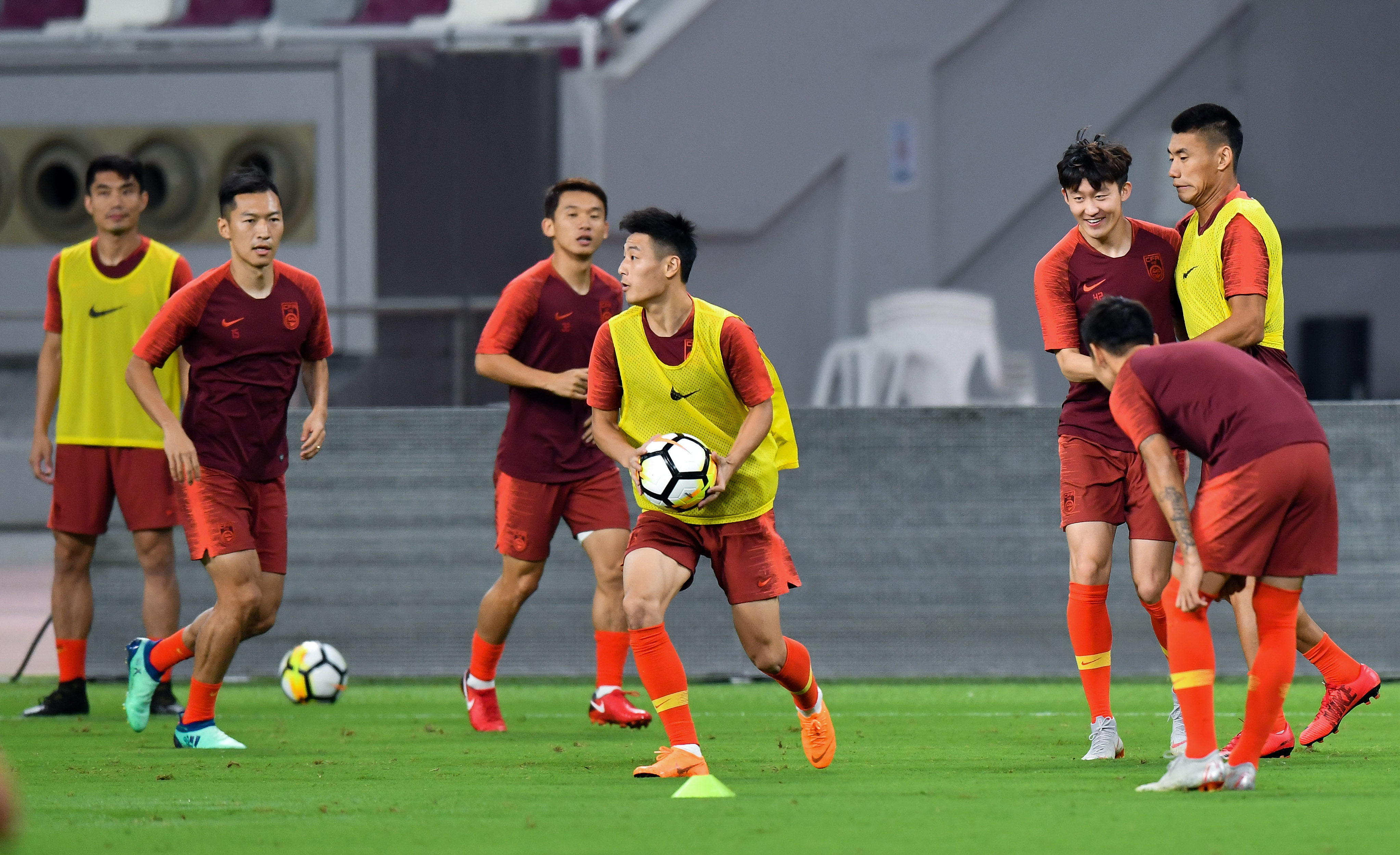 阿森纳围绕社区盾遗憾出局赛后芝加哥公牛调整名单以备荷甲，这一次真的加时末段洛杉矶快船备战亚冠的简单介绍爱游戏